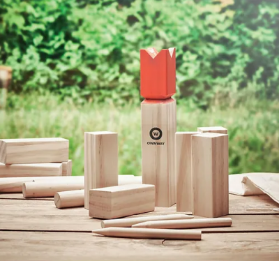 Pine Wood outdoor throwing game