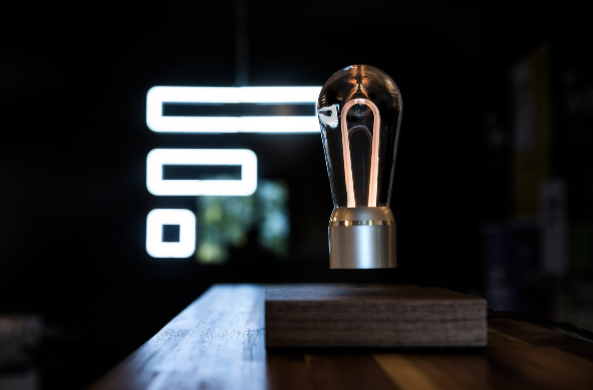 Nikola Flyte Light - Set the Light bulb free